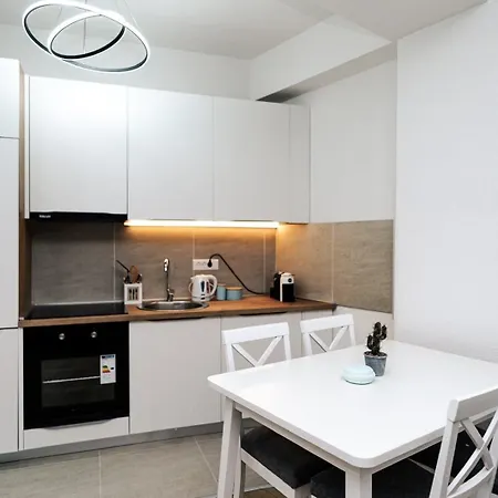 Luxury Center 2br With Private Parking * Skopje