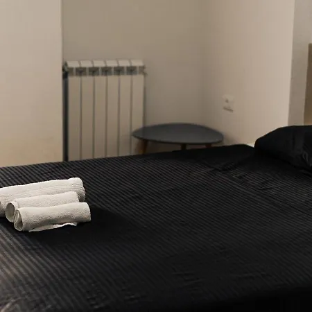 Apartment Luxury Center 2br With Private Parking Skopje